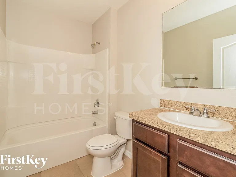 842 Freedom Blvd — Photo 13