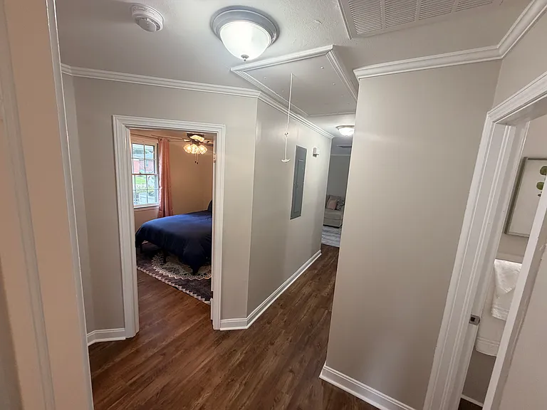 416 Poplar St — Photo 16
