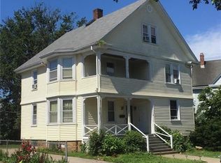 20 Summer St, Newport, RI 02840