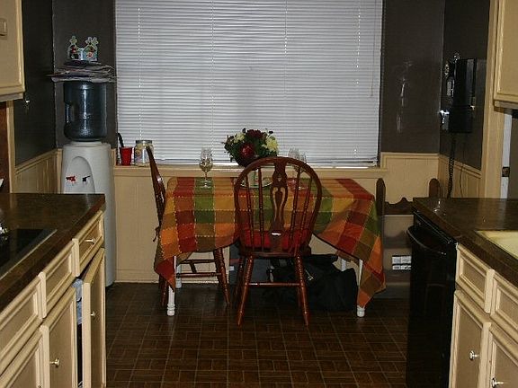 3rd image of 193 Fox Run Dr