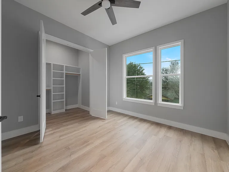 2818 Chicago St — Photo 32