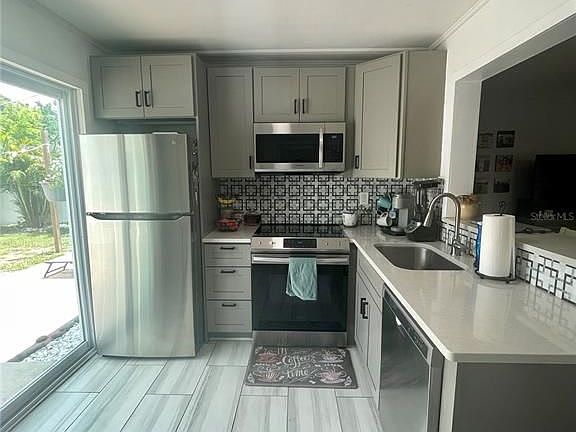 3rd image of 2611 17th Ave N