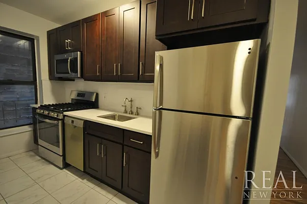 Rented by REAL New York | media 9