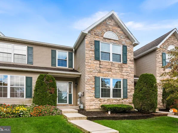 20 Fawn Ct, Royersford, PA 19468