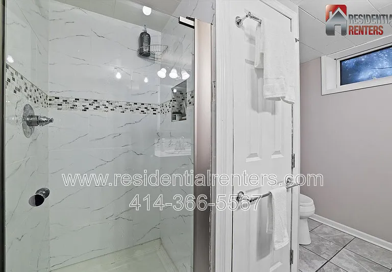 3615 N 87th St — Photo 17