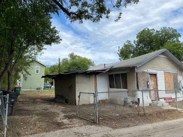 111 Flann Ally, San Antonio, TX 78207