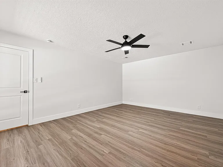 2730 Blue Glen Ln — Photo 34