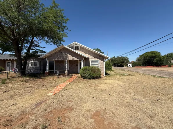 911 Avenue E St, Abernathy, TX 79311
