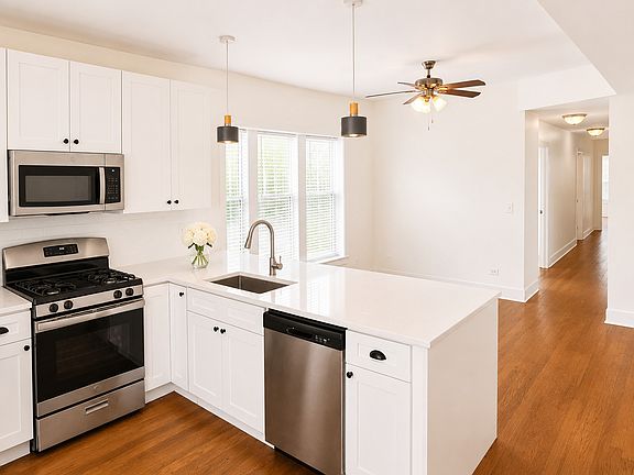 3rd image of 1439 E 66th Pl #3W