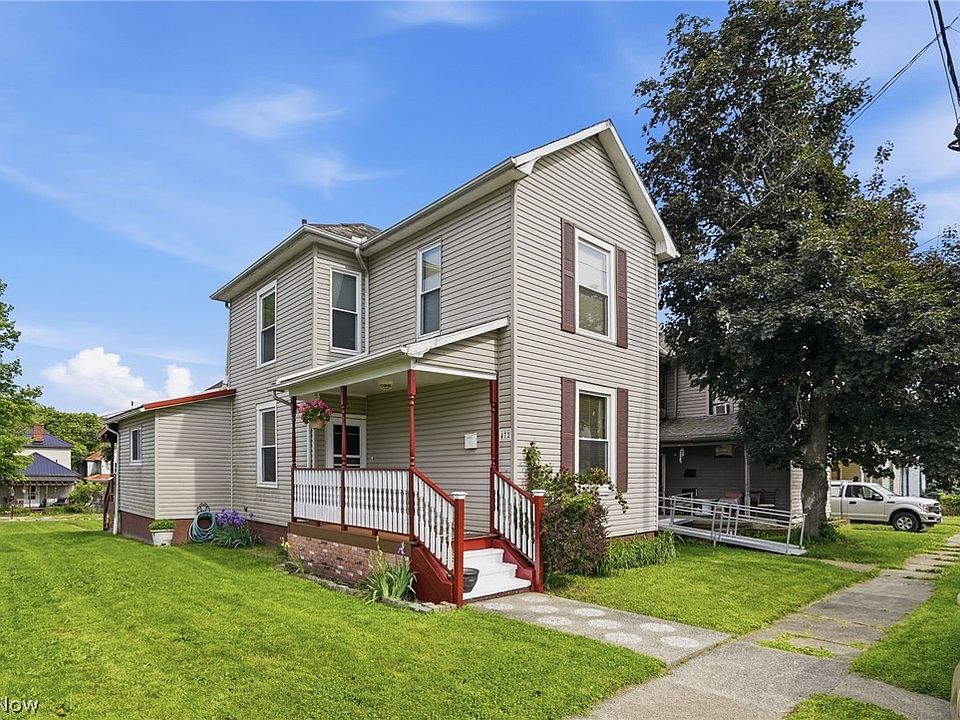 1st image of 472 Gray St