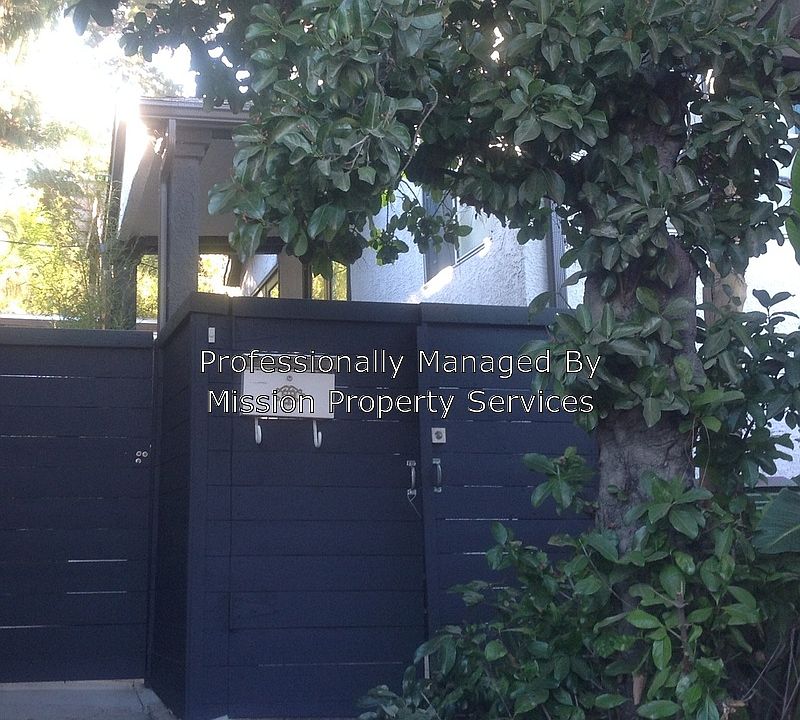 1st image of 1823 1/4 Echo Park Ave