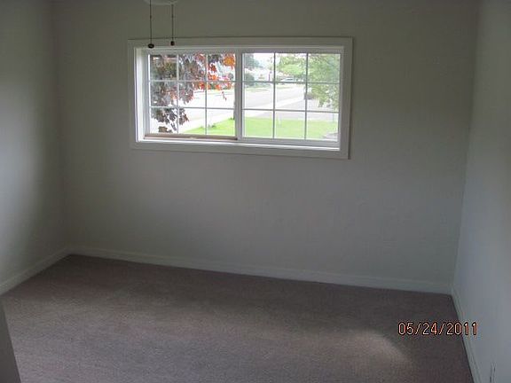 5th image of 1903 9th Ave SE