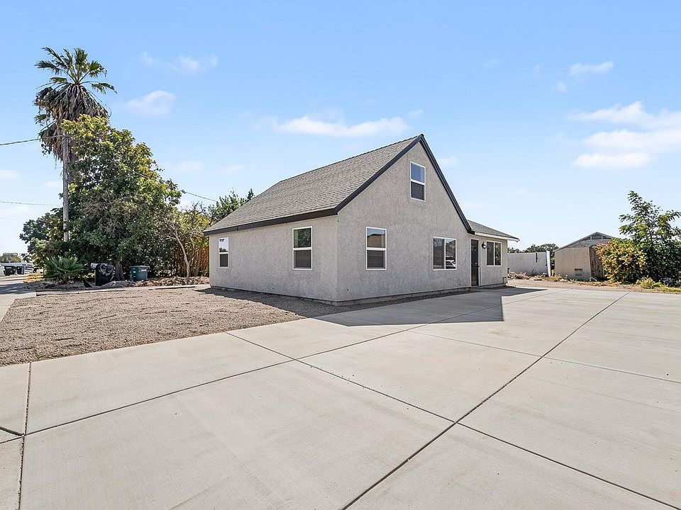 1st image of 3443 10th St
