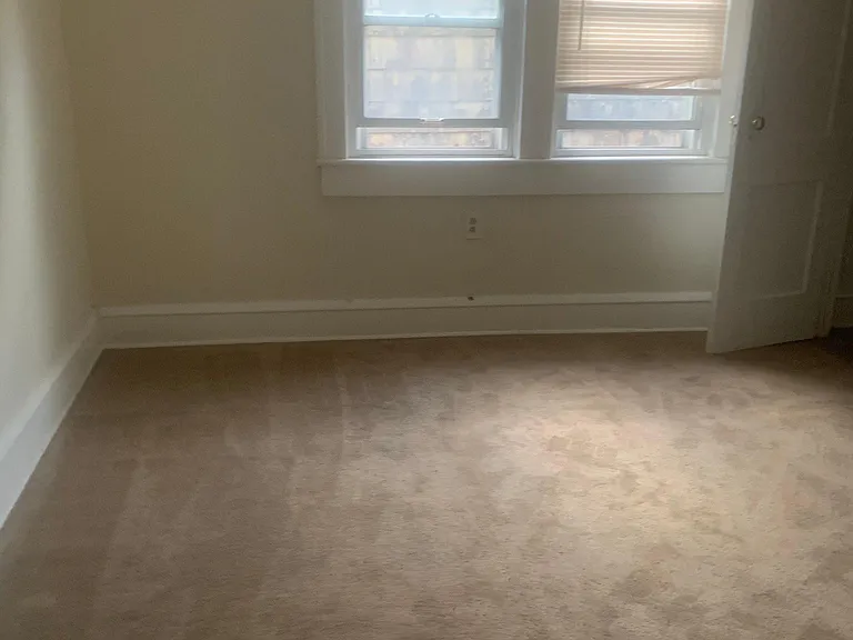 154 Andover St — Photo 5