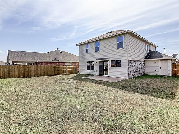 4th image of 8516 Shallow Creek Dr