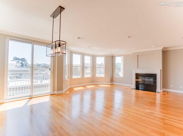 18 Colonial Way APT 8