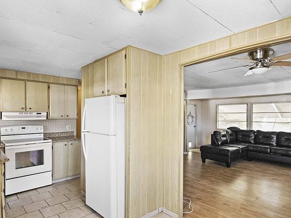2nd image of 7403 46th Ave N Lot 1