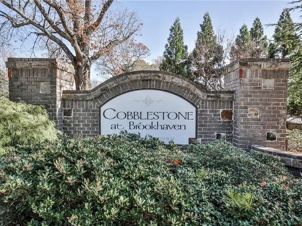 1934 Cobblestone Cir NE, Brookhaven, GA 30319