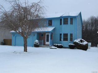 6520 Marra Ln, Cicero, NY 13039