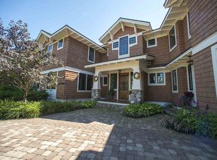 07535 Oyster Bay Dr, Charlevoix, MI 49720