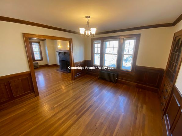 24 Alewife Brook Pkwy