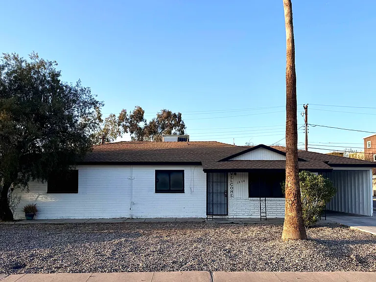 1350 E Orange St — Photo 1