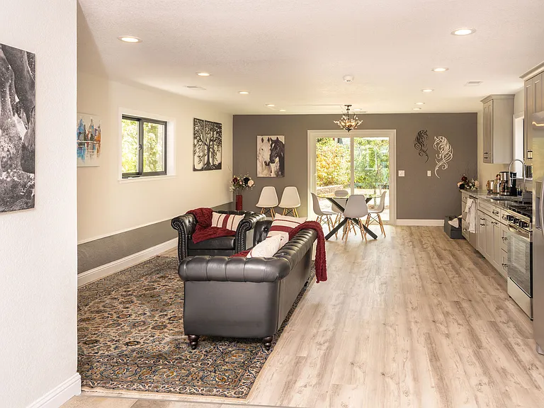 18301 Norlene Way — Photo 11