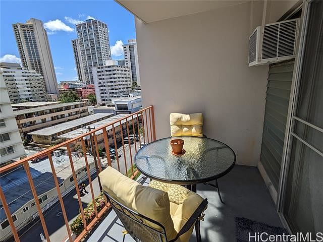 1st image of 236 Liliuokalani Ave APT 703