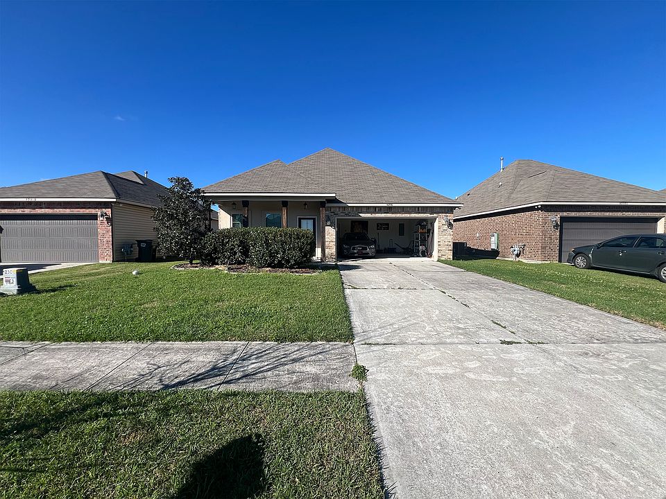 1st image of 42516 Baystone Ave