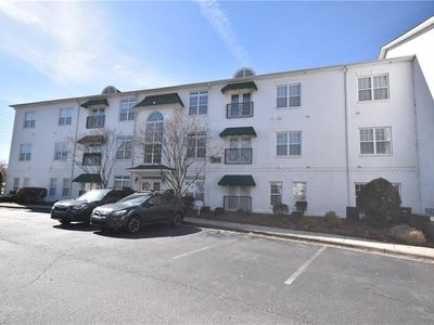 104 Sunset Cir Unit 204, Greensboro, NC, 27408