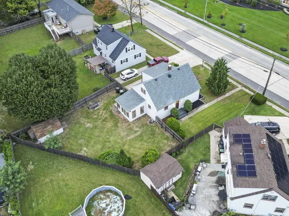 196 Tansboro Rd, Berlin, NJ 08009