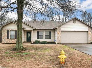 27 Magnolia Dr, Cabot, AR 72023