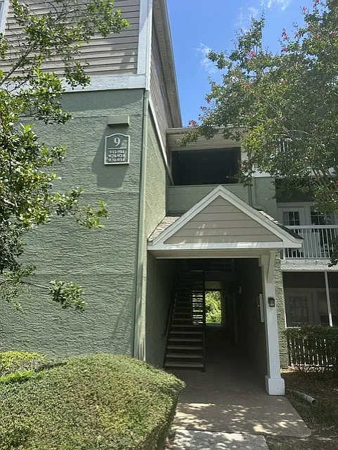 2 bed, 1009 sqft, $1,575 — Photo 3