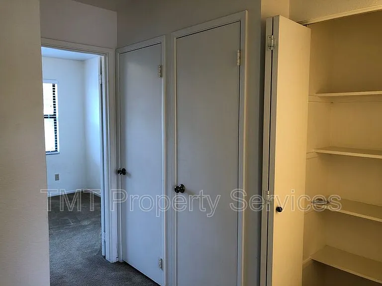 172 W Price St #2 — Photo 11
