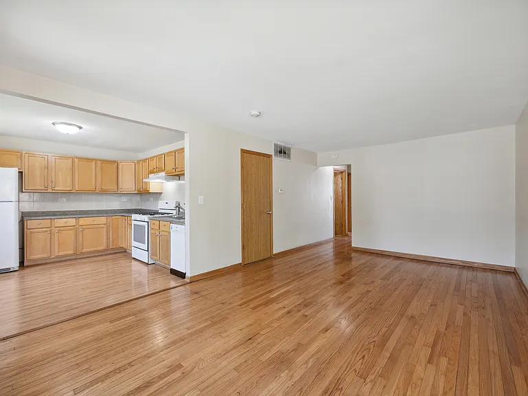 3228 Washington St — Photo 44