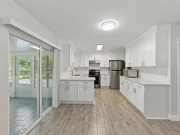 5th image of 8255 Pamlico St