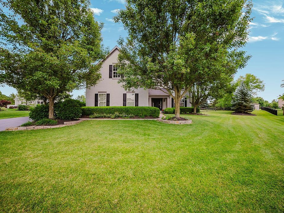 1st image of 318 Trace Dr