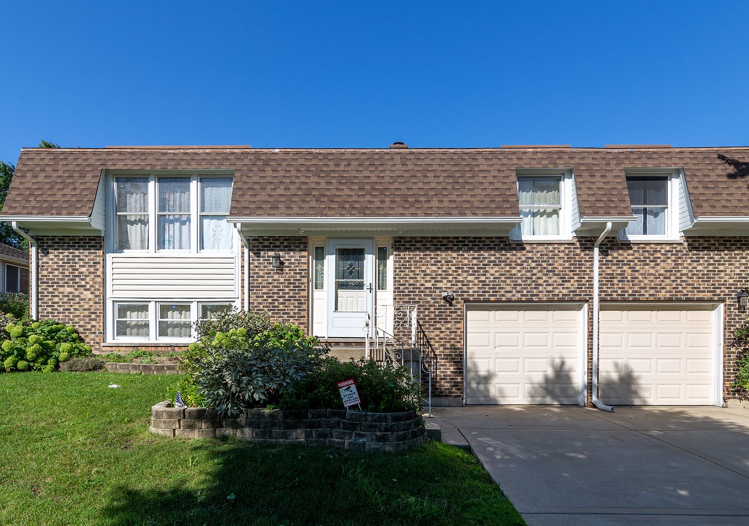 702 Arizona Pass, Elk Grove Village, IL 60007 | MLS #11857048 | Zillow