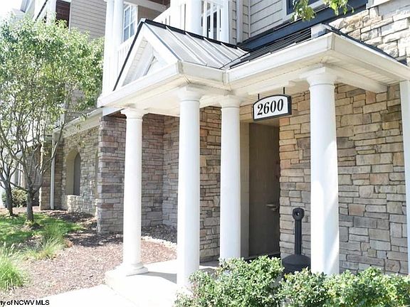 2nd image of 2616 Suncrest Village Cir