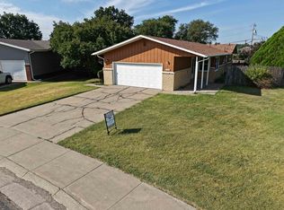 2215 Virginia Dr, Hays, KS 67601