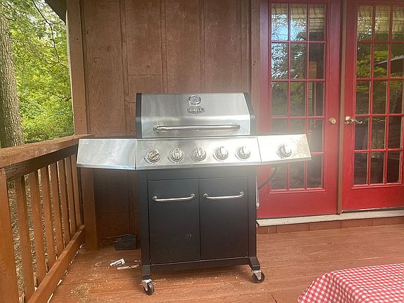 3rd image of 2427 Dalton Rd
