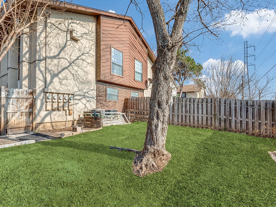 1st image of 10569 Starcrest Dr #10575