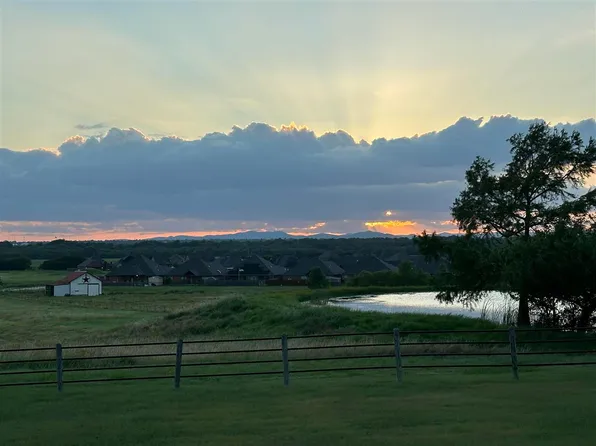 606 NE Flower Mound Rd, Lawton, OK 73507