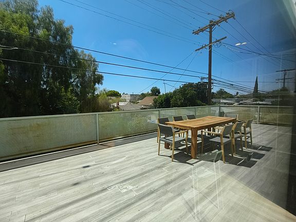 2nd image of 3105 S Normandie Ave #B2