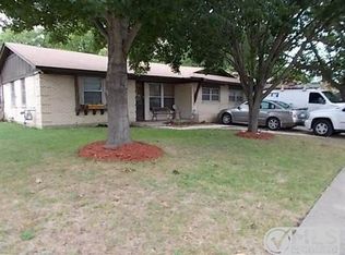 613 Dorris Dr, Grand Prairie, TX 75051