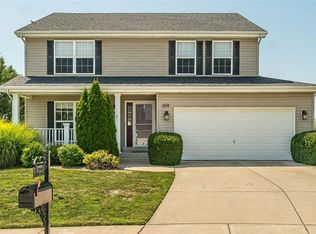 604 Wild Horse Creek Dr, Fairview Heights, IL 62208