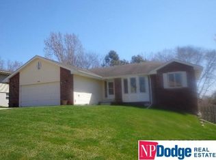 20101 Wirt St, Elkhorn, NE 68022