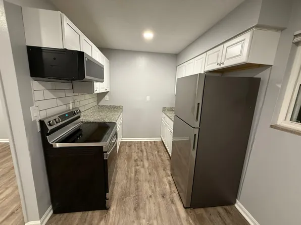 3814 Freedom Way APT 4, Louisville, KY 40229