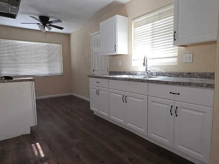 1605 Sunrise Rd — Photo 4