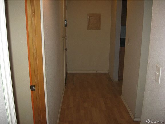 Hallway to bedrooms and bathroom.
